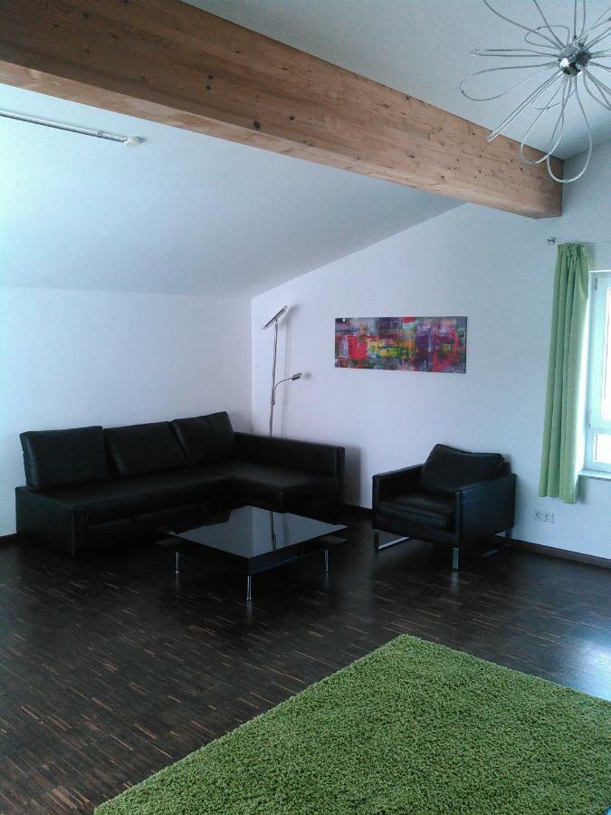 Ferienwohnung Zum Kletterturm Kaufbeuren Bagian luar foto